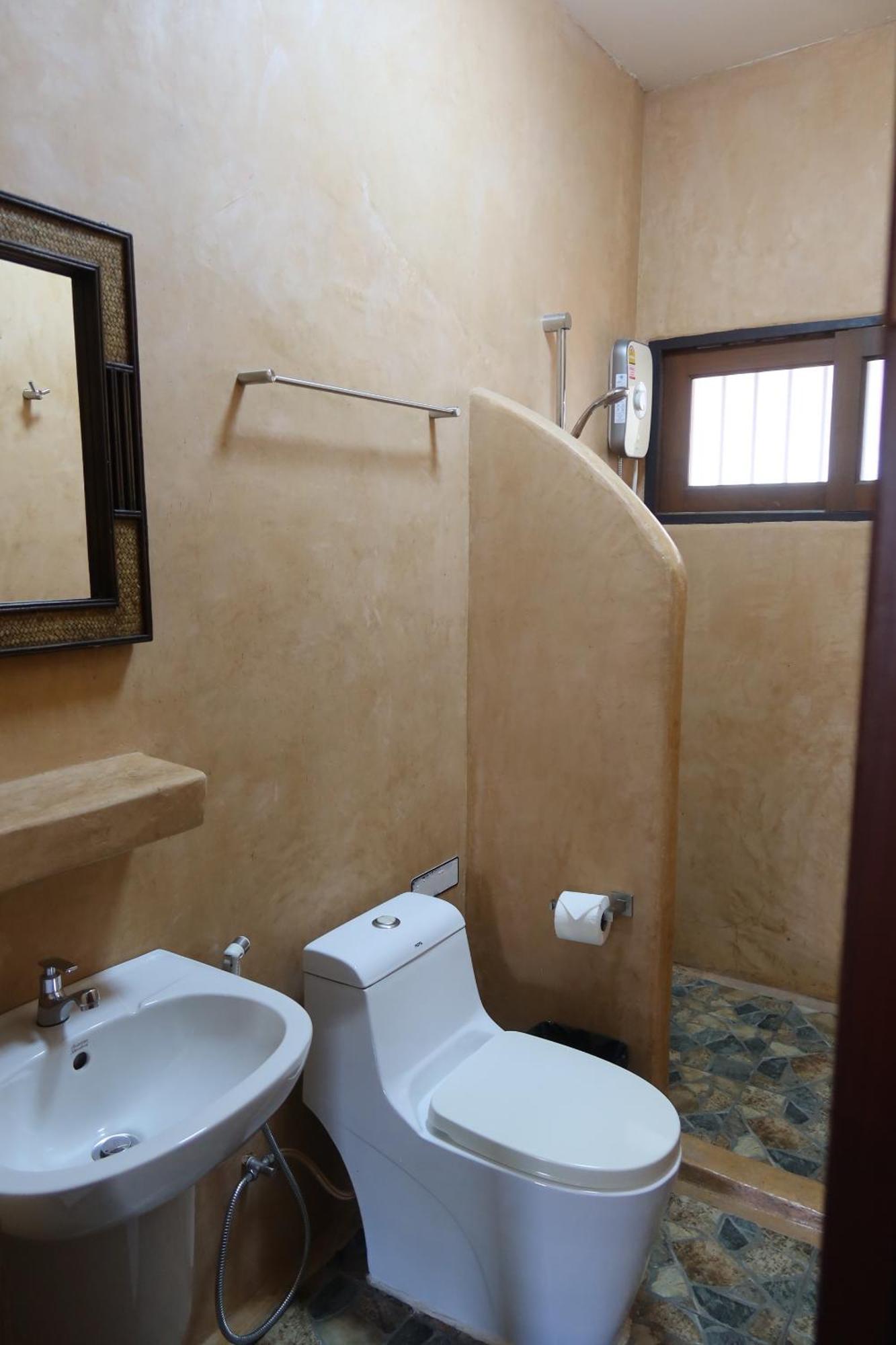 Banjai Garden Guesthouse Чиангмай Екстериор снимка